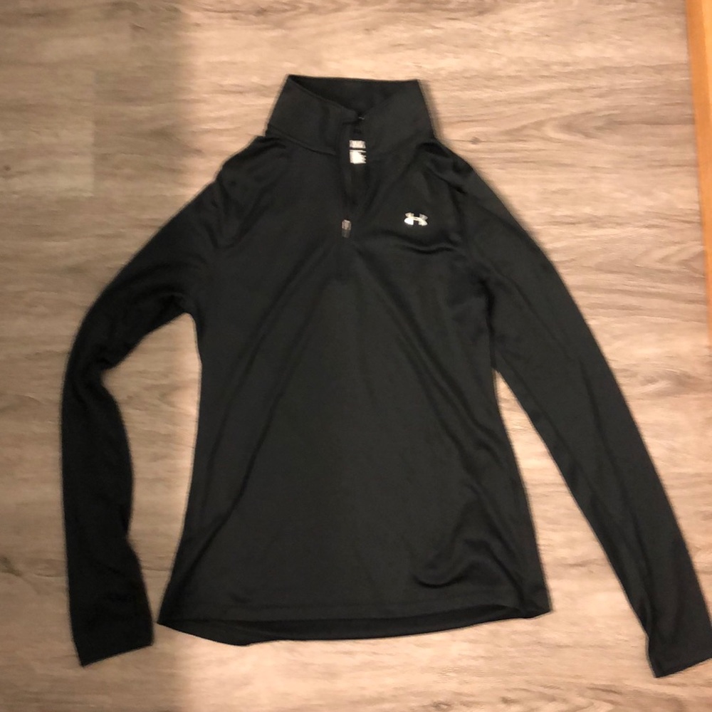 Women’s Under Armour loose fit quarter zip